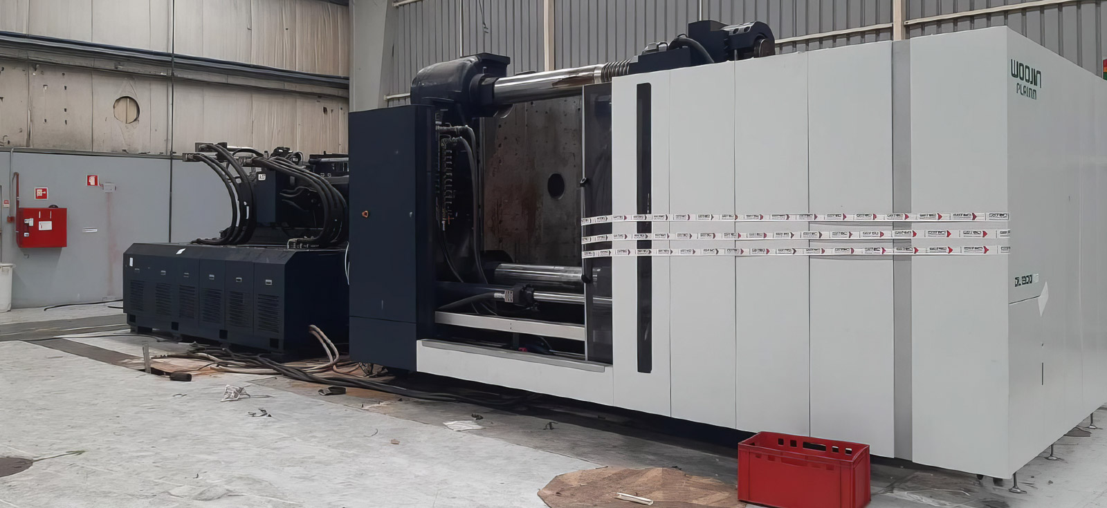 WOOJIN PLAIMM DL 1300 A5 Injection molding machine 1300t (2017) id11220